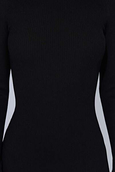 Karataş Giyim Kadın Detaylı Fitilli Maxi Boy Bisiklet Yaka Kışlık Kaşkorse Kumaş Elbise 135cm