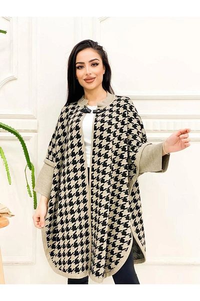 02Lady Fashion дамско пончо с шарка на перушина