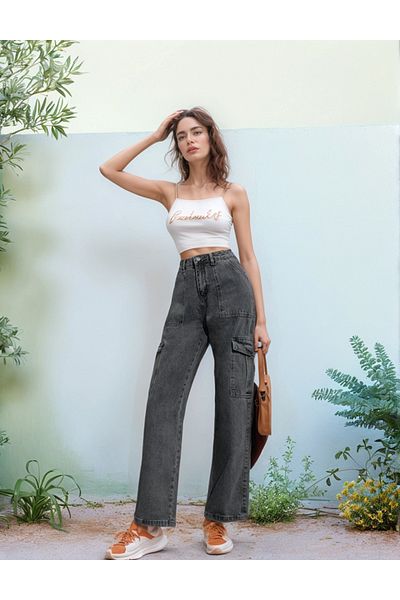 SHEVEGA Smoked 90's High Snow Wash Boyfriend Jean Jeans with Sarmale Cargo Pockets