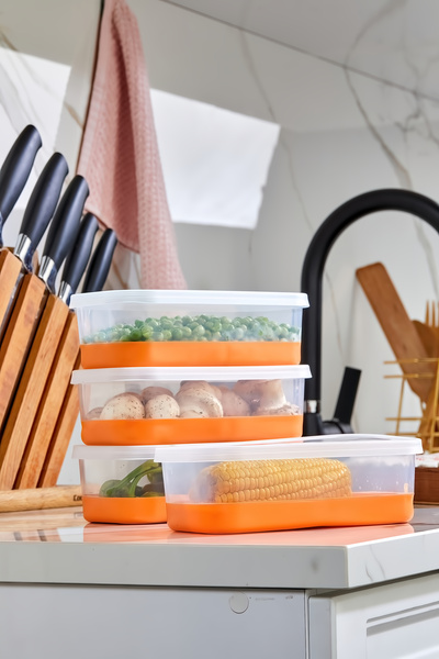 Poomy مجموعة من 4 حاويات تخزين مستطيلة سعة 1000 مل مع قاعدة من السيليكون - حا...