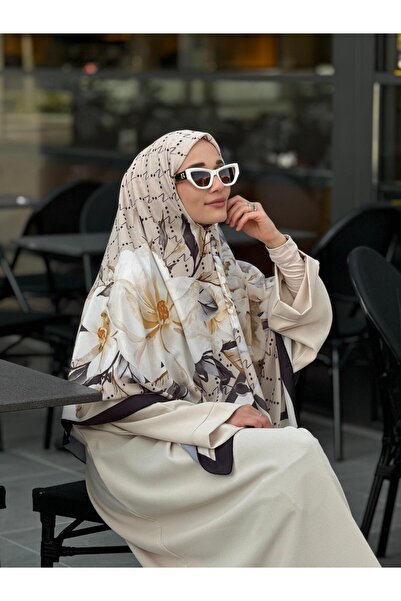 Ahivera Monogram Siyah Desenli Queen Krep Büyük Boy Eşarp 130x130