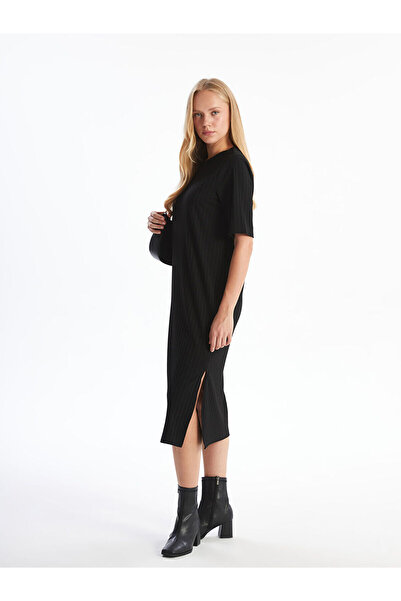 LC Waikiki Μαύρο φόρεμα με υφή με λαιμόκοψη