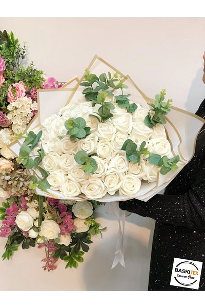 baskıtek Προσαρμοσμένη ανθοδέσμη Ecru Rose Girl's Wish, με διάταξη ευκαλύπτου, λουλούδι Wish, τεχνητή ανθοδέσμη Wish