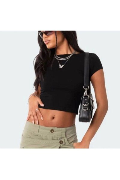 AFRA EMİROĞLU بلوزة قصيرة منخفضة الظهر باللون الأسود