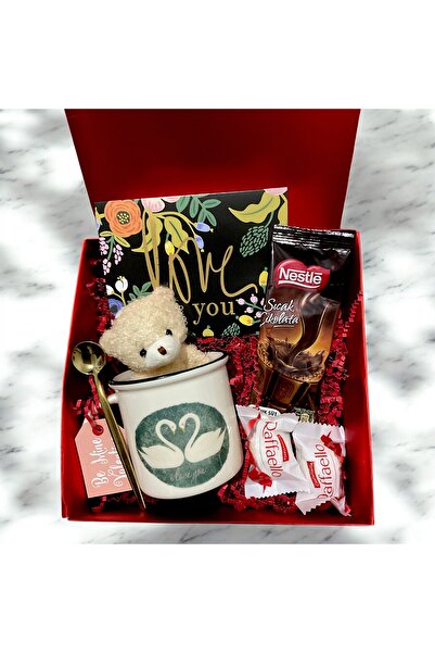 Butik Sevgililer Günü Hediye Kutusu Tasarım Seramik Kupa,Gold Renk Kaşık, Ayı...