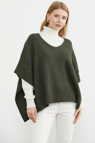 Sementa بونشو محبوك فضفاض برقبة على شكل حرف V - كاكي