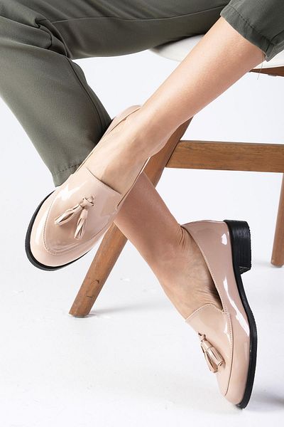 Mio Gusto Iris Mink Patent Leather - Women's Oxford Casual Shoes