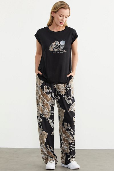 Sementa Tricou negru din viscoză - mânecă joasa și imprimat