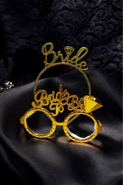 evinss Gold Crown Glasses Set - Bride to Be