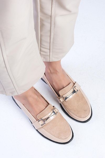 Mio Gusto Nude Colored Patent Leather and Suede Women's Casual Oxford Flat Shoes