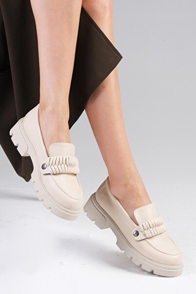 Mio Gusto Judi bézs színű vastag talpú női naplopó cipő