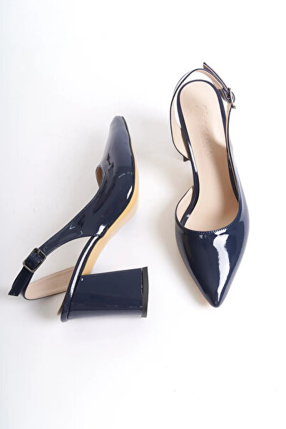 Shoesers Kadın Rugan Kumaşlı Asimetrik Bantlı Sivri Burunlu Kalın Topuklu Ayakkabı