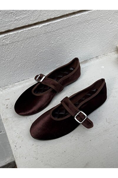 ERVANIN BUTİĞİ Kahve Kadife (Julie) Toka Detay Kadın Babet