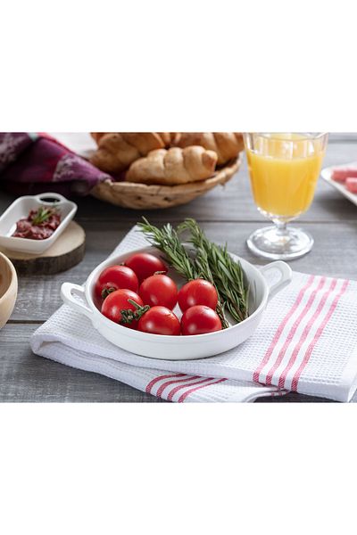 Madame Coco Petit Concept Round Plate with Handle