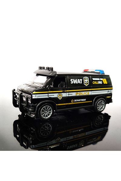 Choice Black Van Police Car Model Simulation Alloy Toy Pull Back Car