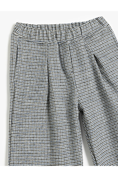 Koton Cep Detaylı Pileli Ekoseli Bol Paça Pantolon