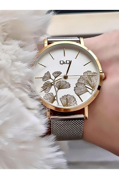 Q&Q Women's Straw Cord Wristwatch