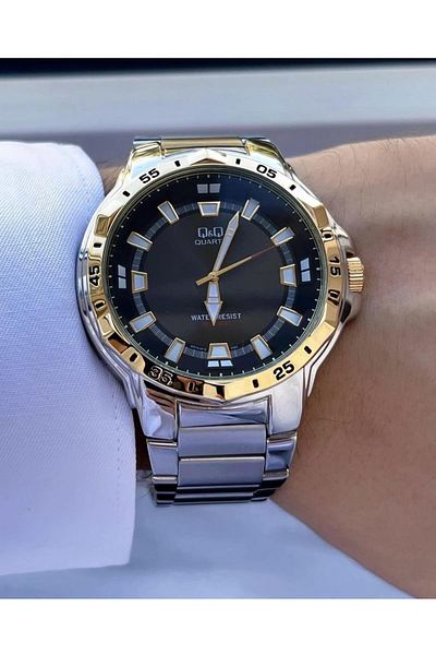 Q&Q  Men's Metal Cord Wristwatch