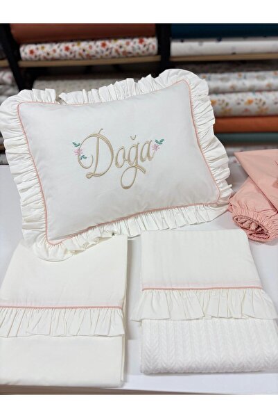 GAYE EV TEKSTİLİ BEBEK PİKE NEVRESİM TAM SET İSİM İŞLEMELİ NAKIŞLI %100 PAMUK...