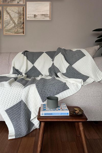 CHUBA Chome102 Patchwork Tv Blanket - 130Cmx170Cm Grey-Ecru