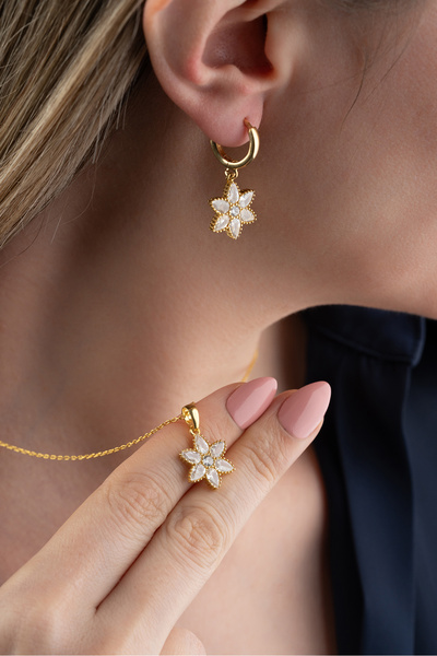 MUİ JEWELRY 925 Ayar Gümüş Zirkon Taşlı Lotus (Kolye-Küpe) Set