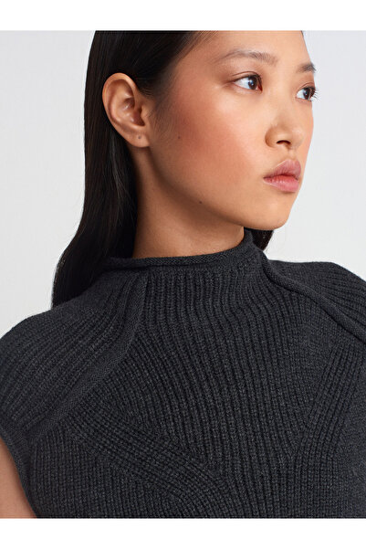 Dilvin 10669 Mink Knitwear Sweater - Stand Collar and Knit Detail
