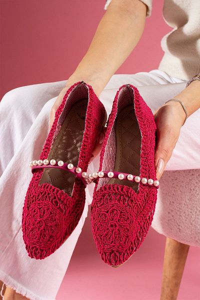 FUGA MODA Barta Fuchsia Oval Embroidered Pearl Belted Ballerinas