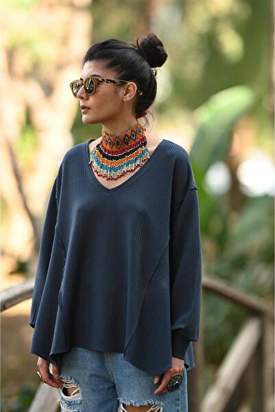 Şaman Butik Petrol Mavisi V Yaka Asimetrik Dikiş Detaylı Bluz