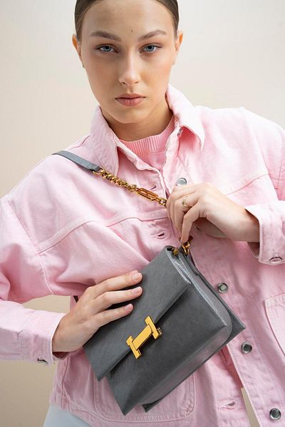 Matthew Cox Gray Crossbody Bag - Byn2256