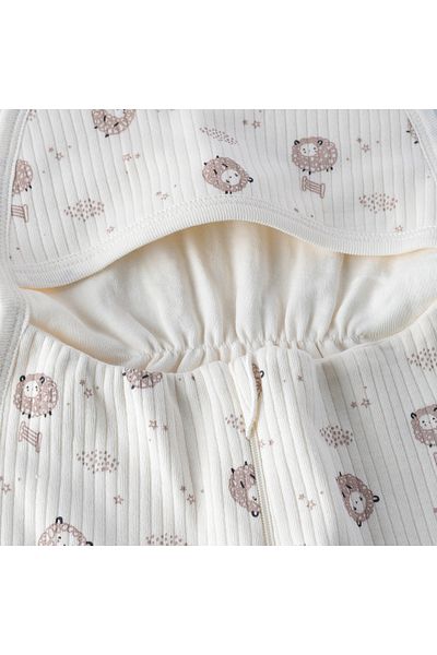 Bebetto Organic Reported Interloq Zippered Swaddle - Little Lamb P 446 5cm