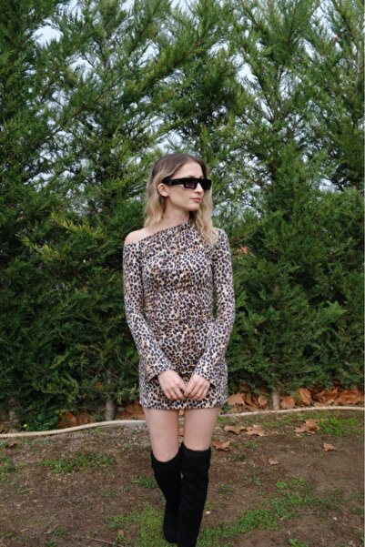 Stile Bella Rochie de damă, cu umăr dezactivat, cu imprimeu leopard, cu parte...