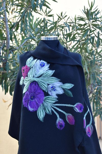 AYNALI BOHÇA Women's Black Wool Felting Etol Shawl