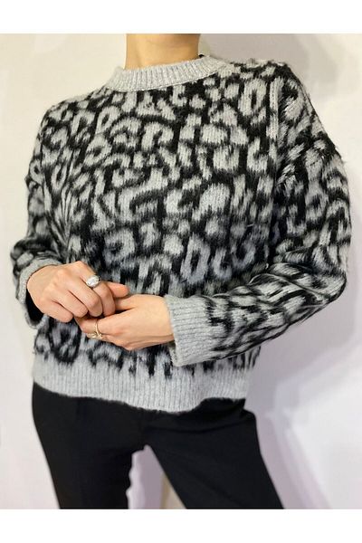 Chip Pepper Leopard Print Raised Soft Yarn Short Sweater