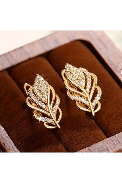 Eva Flore Stylish Quality Earrings with Gold Stone Leaf Pattern