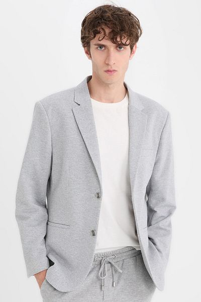 DeFacto Slim Fit Slim Fit gefütterte Blazerjacke N0503AZ25SP