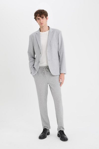 DeFacto Slim Fit Slim Fit gefütterte Blazerjacke N0503AZ25SP