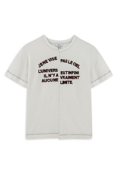 Twist T-shirt - Slogan Appliqued