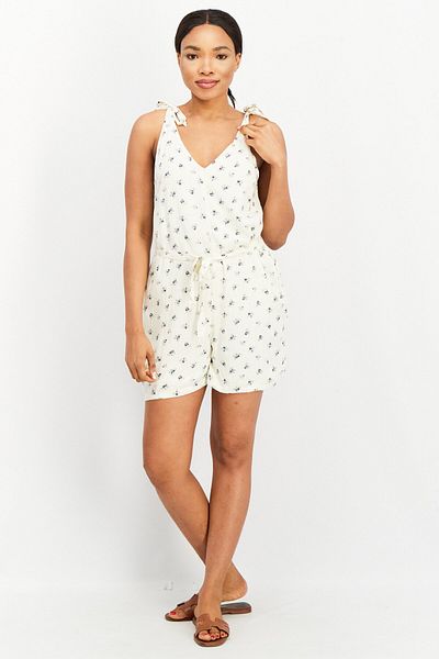 PIECES Women Floral Printed Sleeveless Playsuit, Ivory