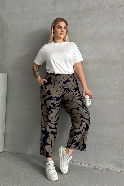Stil Diva Παντελόνι μεγάλου μεγέθους με ελαστική μέση με φαρδύ σχέδιο με τσέπες 74-109