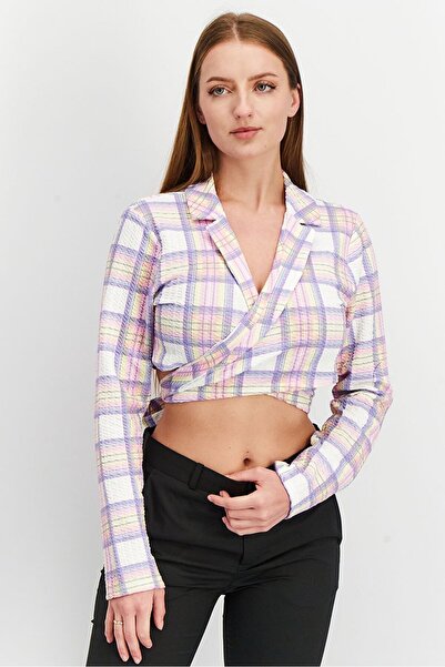 Asos Design بليزر قصير من قماش الجيرسيه النسائي بنقشة مربعات صيفية، باللون ال...