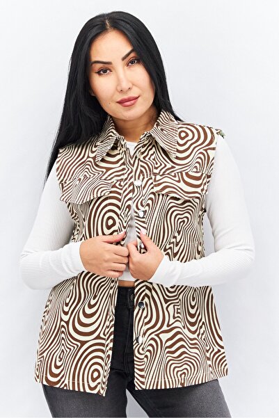 Annorlunda Women Pointed Collar Sleeveless Allover Printed Shirt, Brown