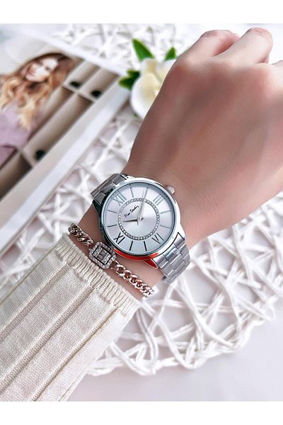 Pierre Cardin ساعة يد نسائية مقاومة للماء بسلسلة فولاذية 800202 F01