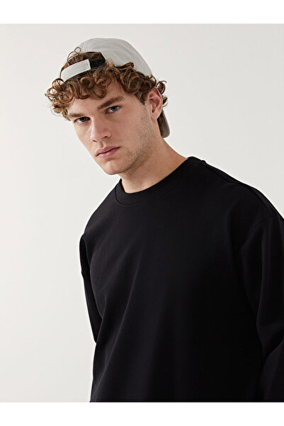 LC Waikiki Nevavm Men's Sweatshirt with Oval Collar and Long Sleeves