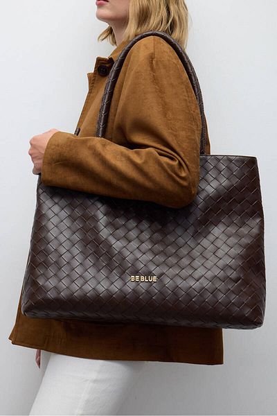 BE BLUE Light Brown Knitted Tote Bag