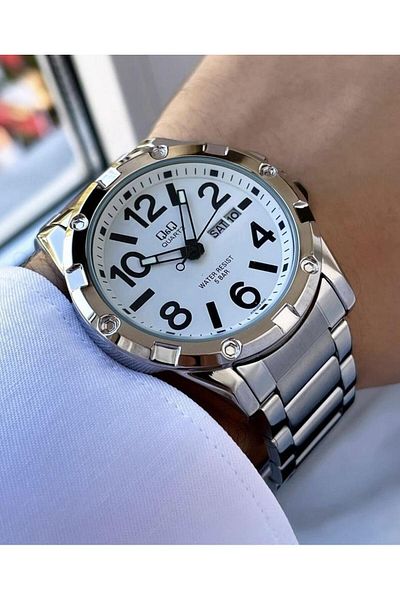 Q&Q Men's Metal Cord Wristwatch