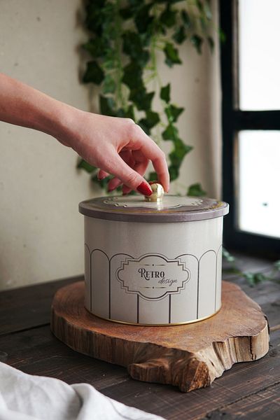 EVLE Retro Patterned Round Metal Storage Container 14 Cm, Food Container - Organizer 17.5 Cm X 13 Cm Er145-u6