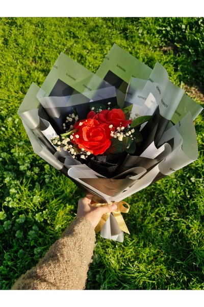 Butik Sevgililer gününe Sevgiliye Kız arkadaşa Solmayan kırmızı gül Led ışıkl...