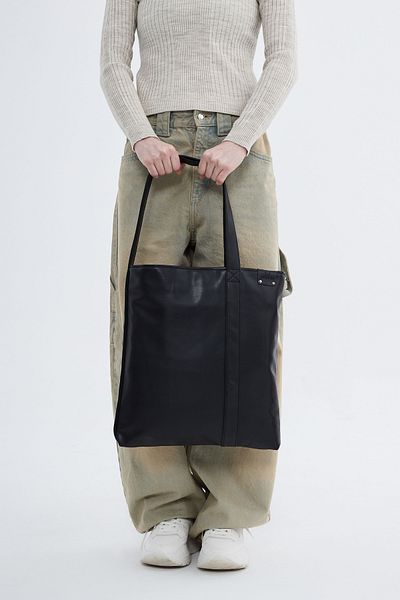 Nordbron 6.6 Liter Black Leather Shoulder Bag for Women - Casual Hasle with Thick Straps and Pockets