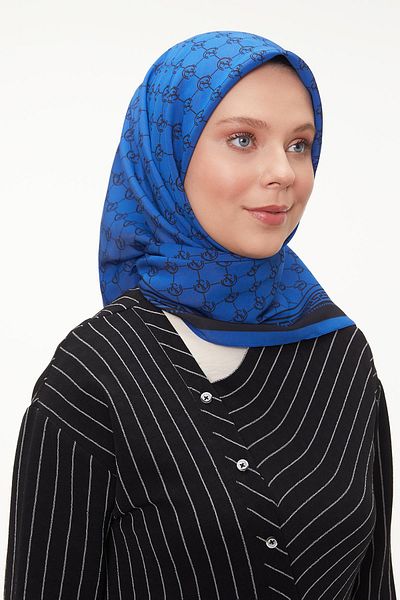 Levidor Aura Patterned Saks L Scarf