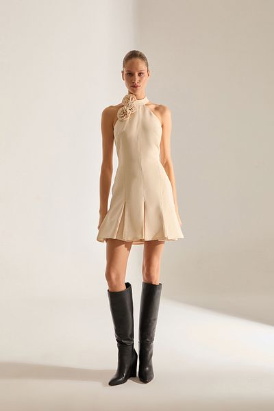 BETTY & SAM Sante Rose Detailed Flooled Ecru Mini Dress